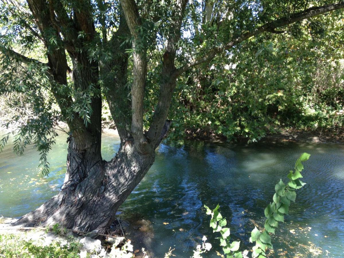 Le Mas De La Jardine Velleron Dış mekan fotoğraf